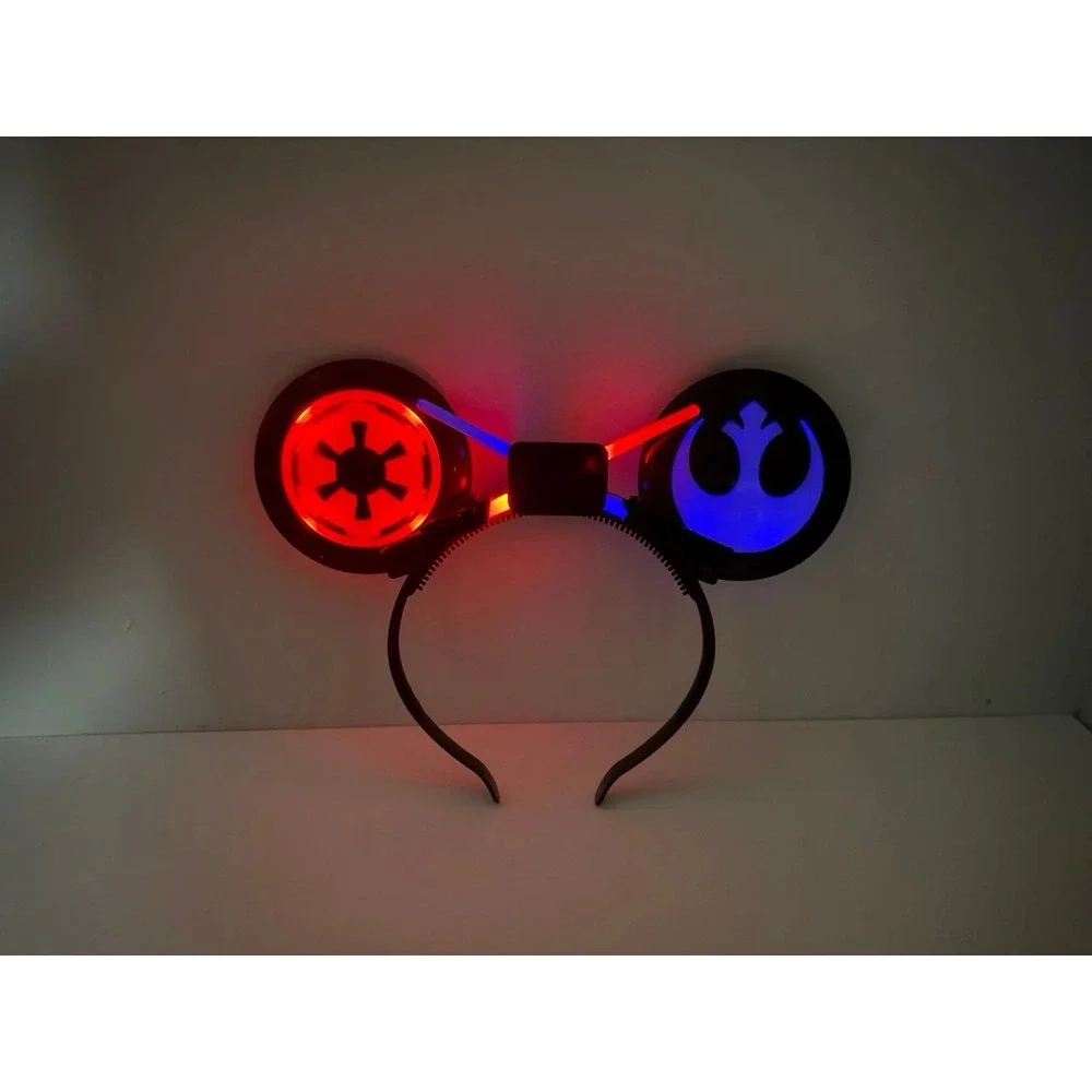 DISNEY PARKS STAR WARS LIGHT UP MICKEY EARS HEADBAND LIGHTSABERS